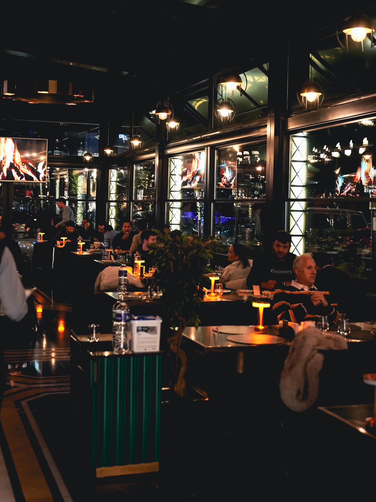 Gece iç mekân, Kaşıbeyaz Vadistanbul
