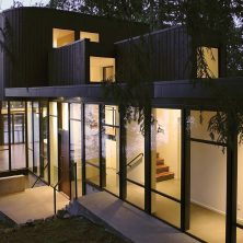 Wooden Modern Villa, Black Aluminum Door and Window
