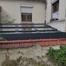 Installation de plafond en verre ouvrable / Paris - France