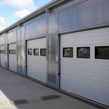 Hangar Tipi, Seksiyonel Garaj Kapıları